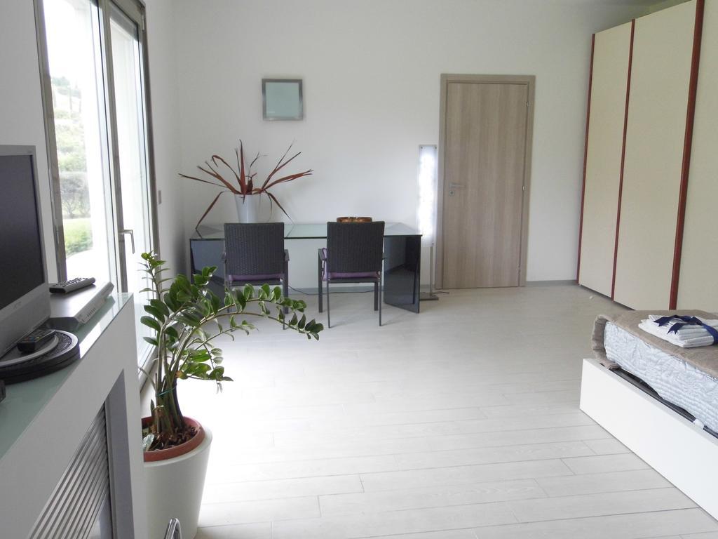 Fiore Dell'Etna Apartamento Santa Venerina Exterior foto